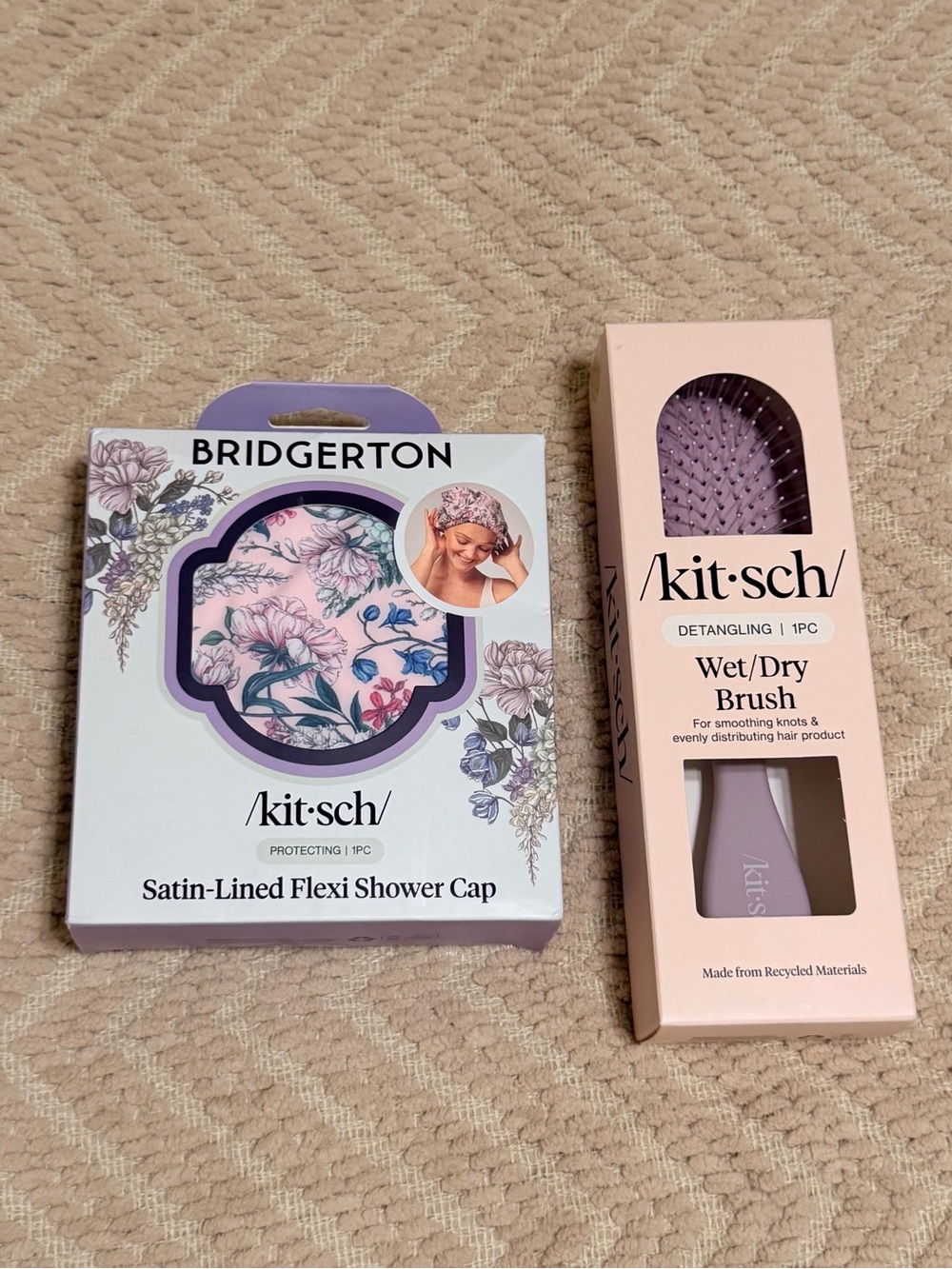 🤍KitSch Bridgerton Satin-Lined Flexi Shower Cap with matching brush🤍